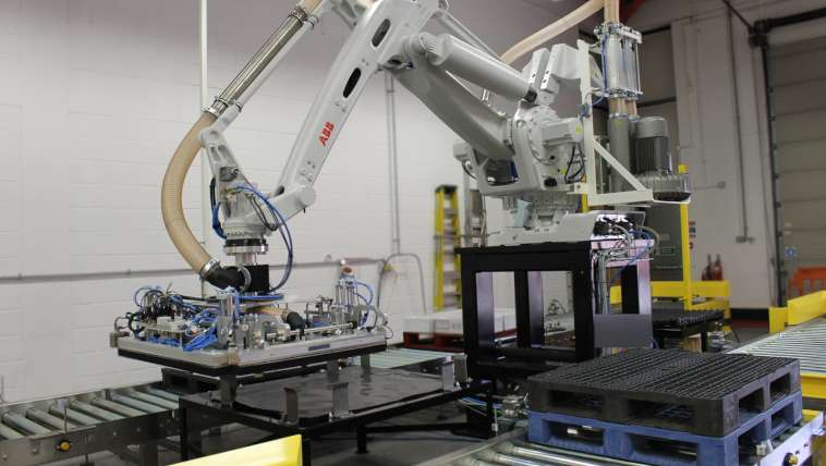 Robot palletiser installed by CKF