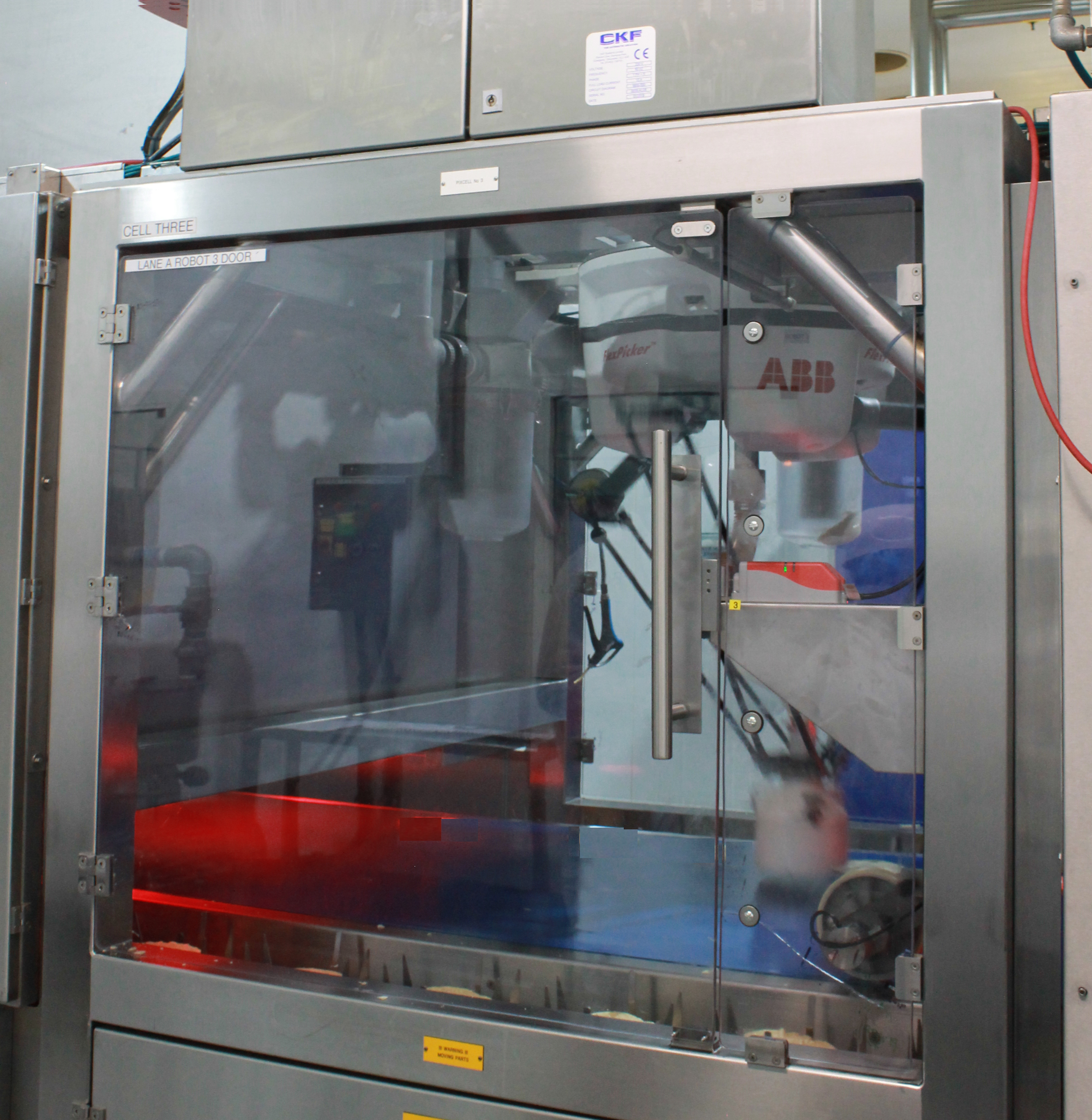 Robots help pick fragile snack product at high speed